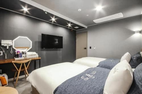 Superior Twin Room