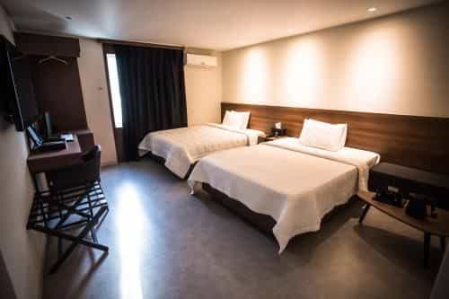 โรงแรมเอ้ก โรงแรมเอ้ก