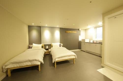 Twin Room with Bathroom