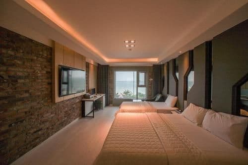 Deluxe Twin Room with Sea View