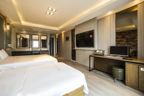 Deluxe Twin Room with Sea View