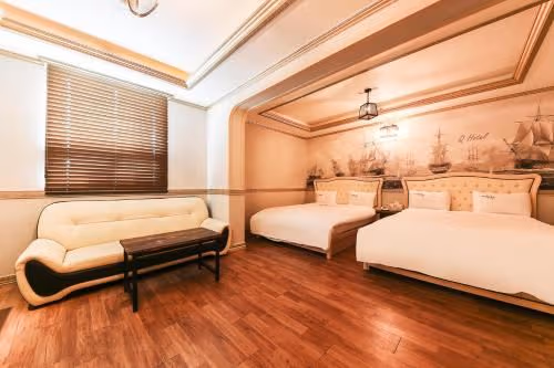 Large Twin Room