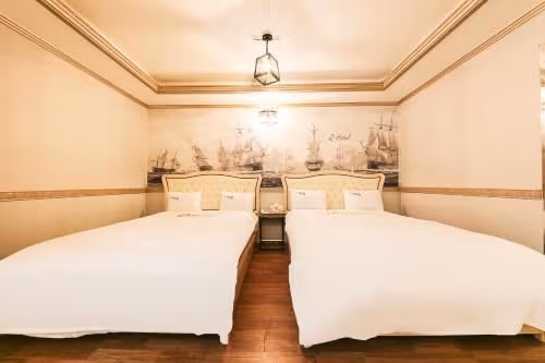 Large Twin Room