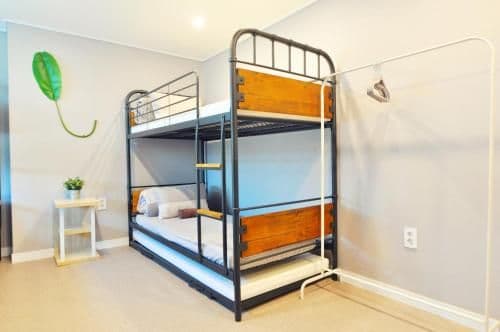 Deluxe Family Room