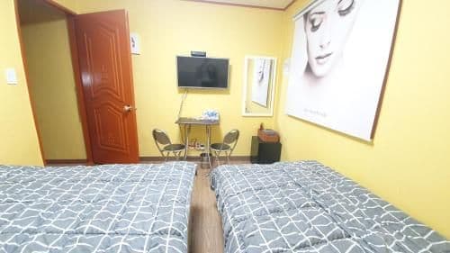 Triple Room with Private Bathroom