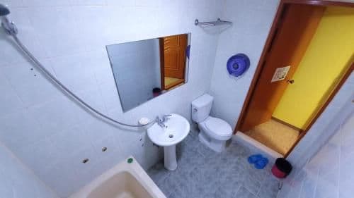 Twin Room with Private Bathroom