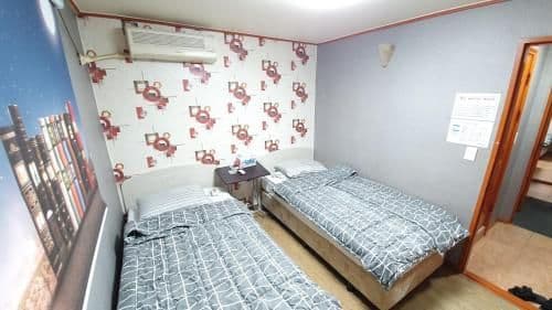 Twin Room with Private Bathroom
