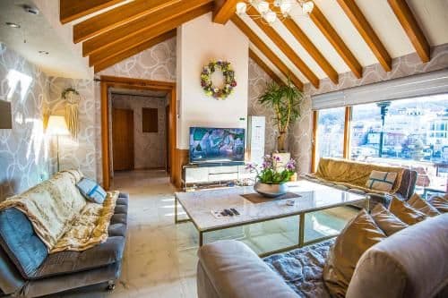 BS-Entire Serviced Residence & Home Concierge BS-Entire Serviced Residence & Home Concierge