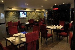 Reve Pacific Hotel3