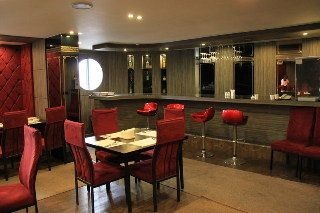 Reve Pacific Hotel2