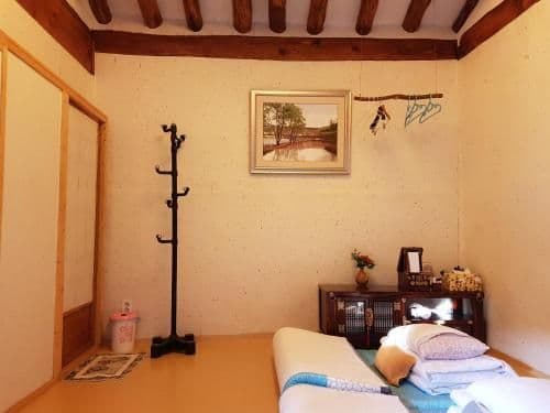 Quadruple Room with Private Bathroom