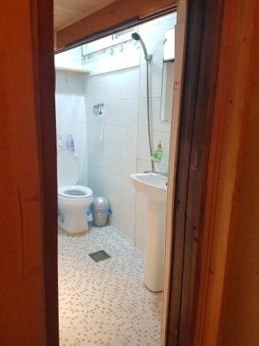Quadruple Room with Private Bathroom