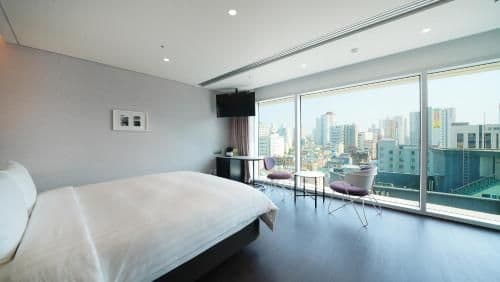 Standard Double Room with City View