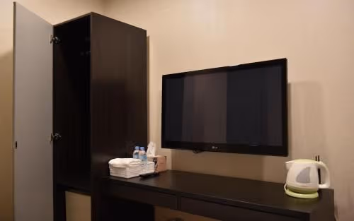 Twin Room with Private Bathroom