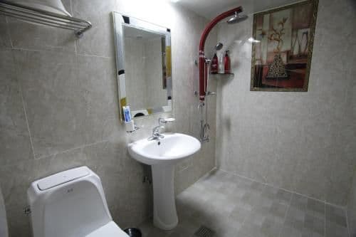 Twin Room with Private Bathroom
