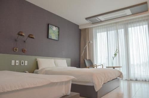 Deluxe Twin Room with Sea View