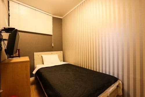 Single Room with Private Bathroom