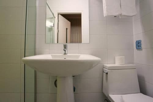 Twin Room with Private Bathroom