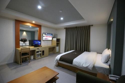 Symphony Hotel2