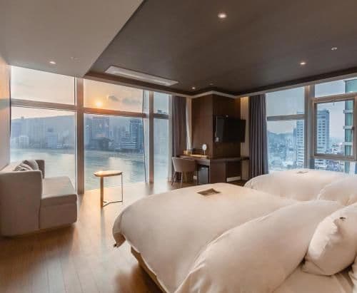 Twin Room with Sea View