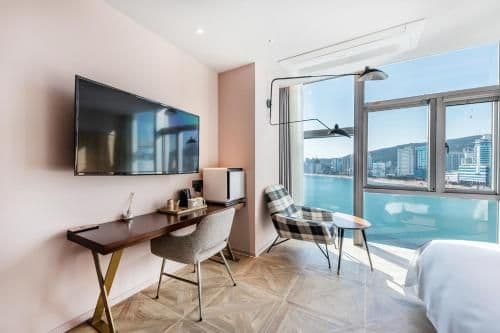 Superior Suite with Sea View