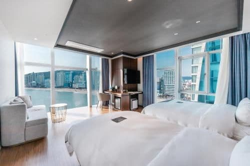 Twin Room with Sea View