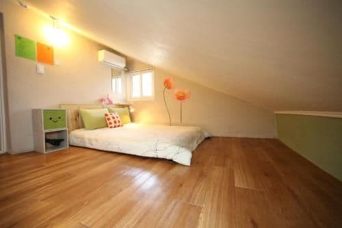 Single Room with Private Bathroom