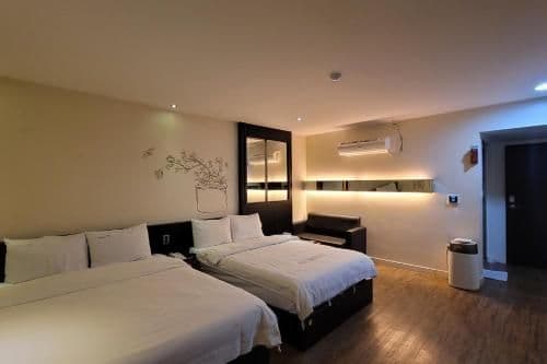 Superior Twin Room