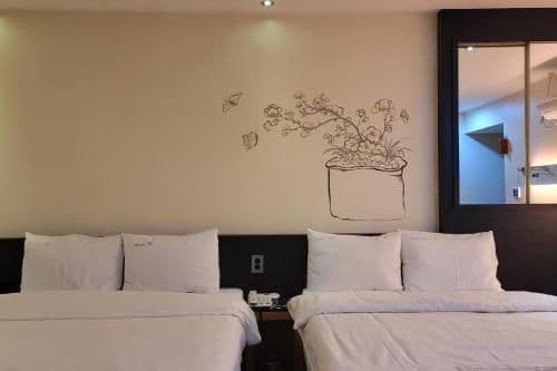 Superior Twin Room