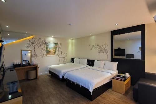 Superior Twin Room