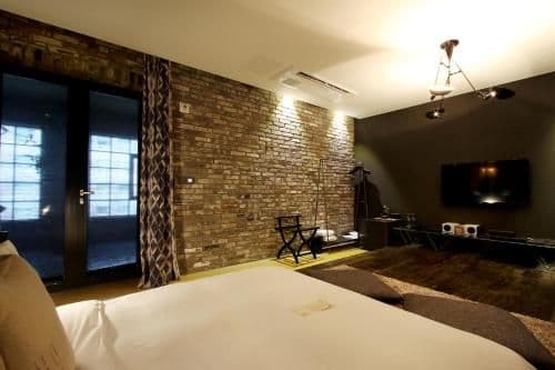 Superior Suite with Spa Bath