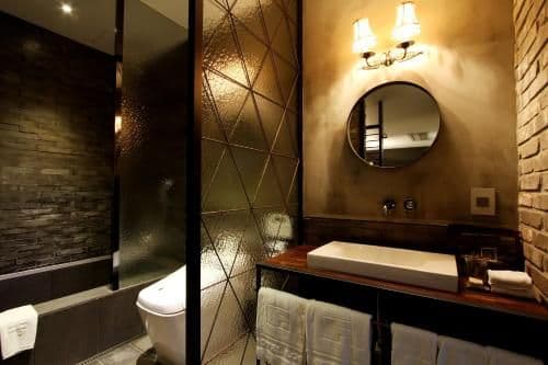 Superior Suite with Spa Bath