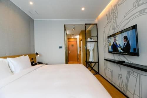 Studio with One King Bed - City View