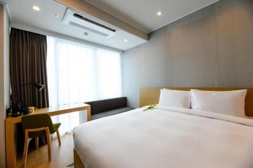 Studio with One King Bed - City View