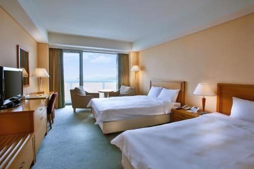 Deluxe Twin Room with Sea View