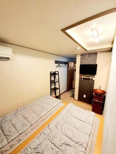 Twin Room with Private Bathroom