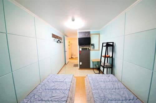 Twin Room with Private Bathroom