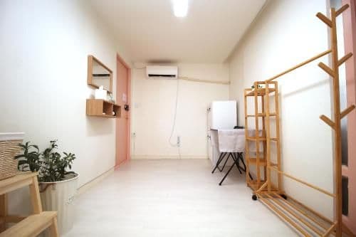 Female Only - Double or Twin Room