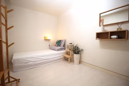 Female Only - Double or Twin Room