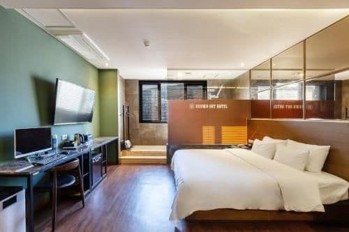 Deluxe Double Room