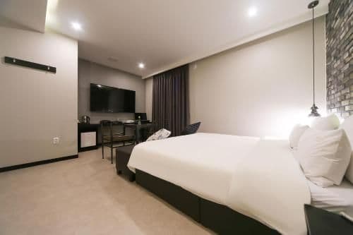 Double Room with Mountain View