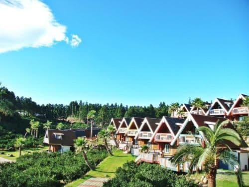 Villa (3 Adults)
