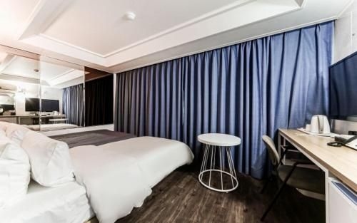 Sloth Hotel Songjeong4
