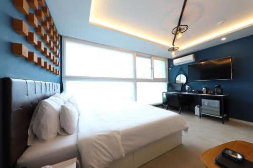 Suite with Sea View