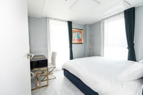 Two-Bedroom Suite