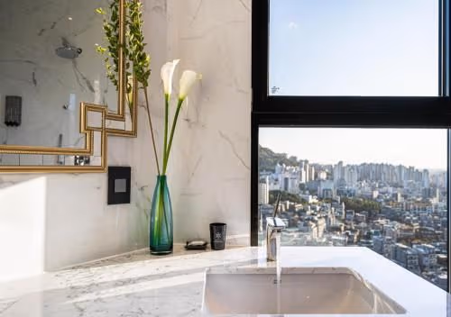 Suite with City View
