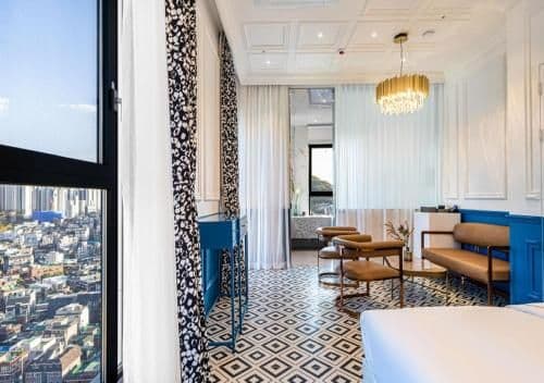 Suite with City View