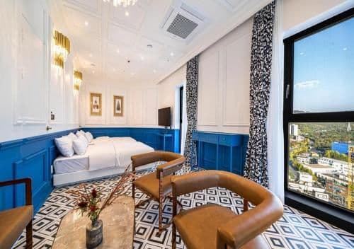 Suite with City View