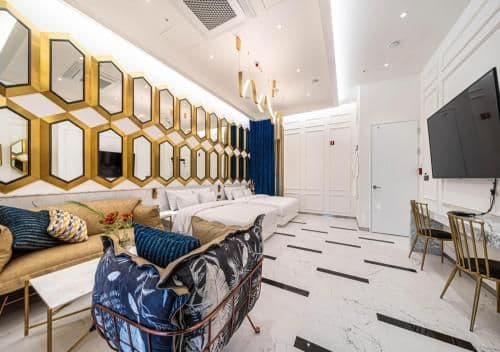 Suite with City View