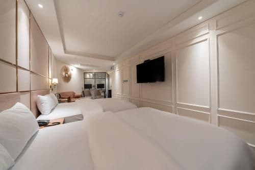 Family Suite